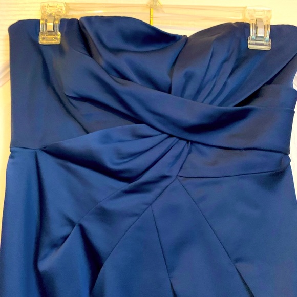 BCBG Maxazria Blue Dress Size 6 - Picture 5 of 10